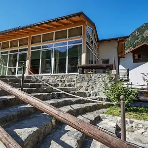 Hostel - Bormio - Livigno - Santa Caterina - Stelvio