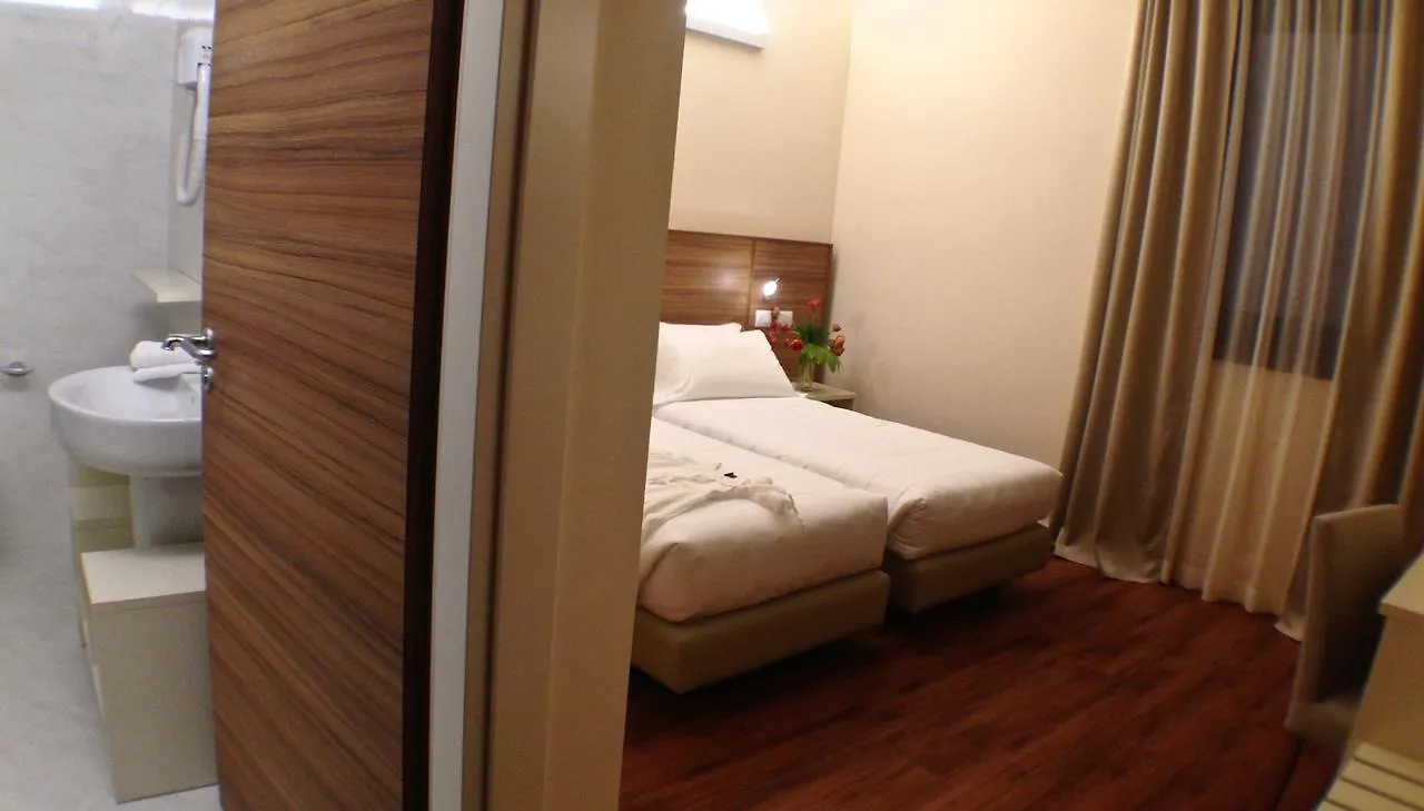Hotel Forum Baranzate 3*,  Włochy