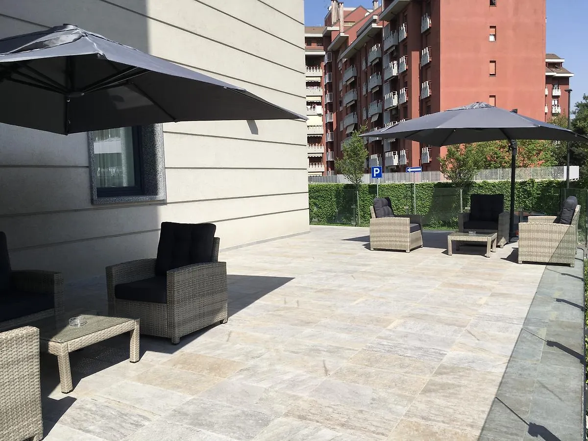 Hotel Forum Baranzate 3*,